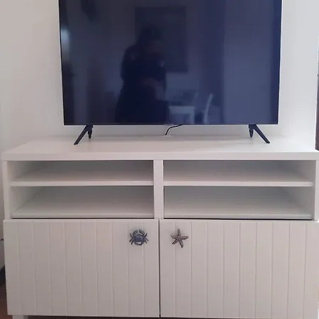 Apartment & Sea